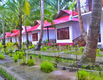 Crossbill Beach Resort